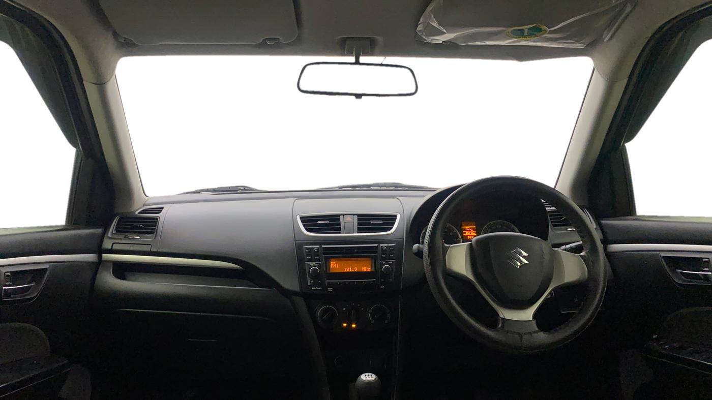 2015 Maruti Swift VXI, Petrol, Manual, 85,193 km, Dashboard