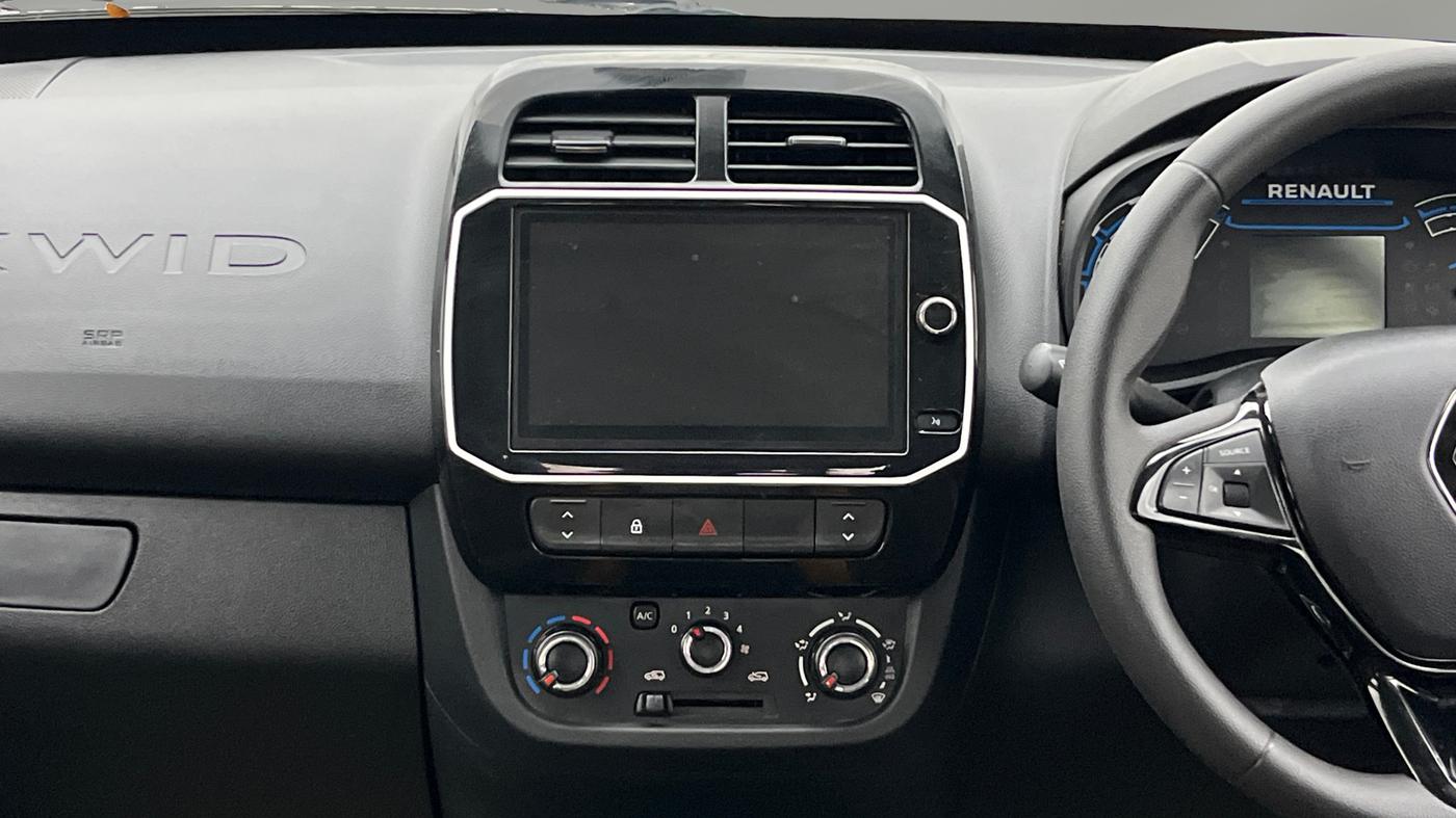 2024 Renault Kwid CLIMBER AMT 1.0, Petrol, Automatic, 1,187 km, Air Conditioner