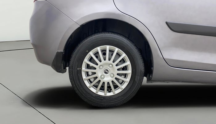 2013 Maruti Swift Dzire VDI, Diesel, Manual, 30,259 km, Right Rear Wheel