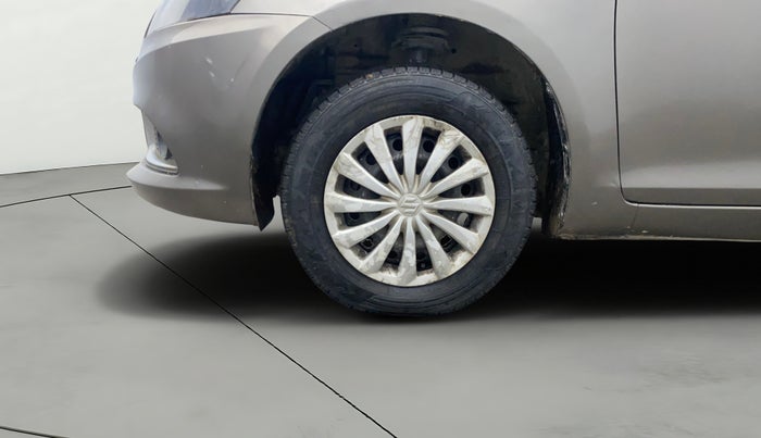 2017 Maruti Swift Dzire VDI, Diesel, Manual, 1,00,280 km, Left Front Wheel