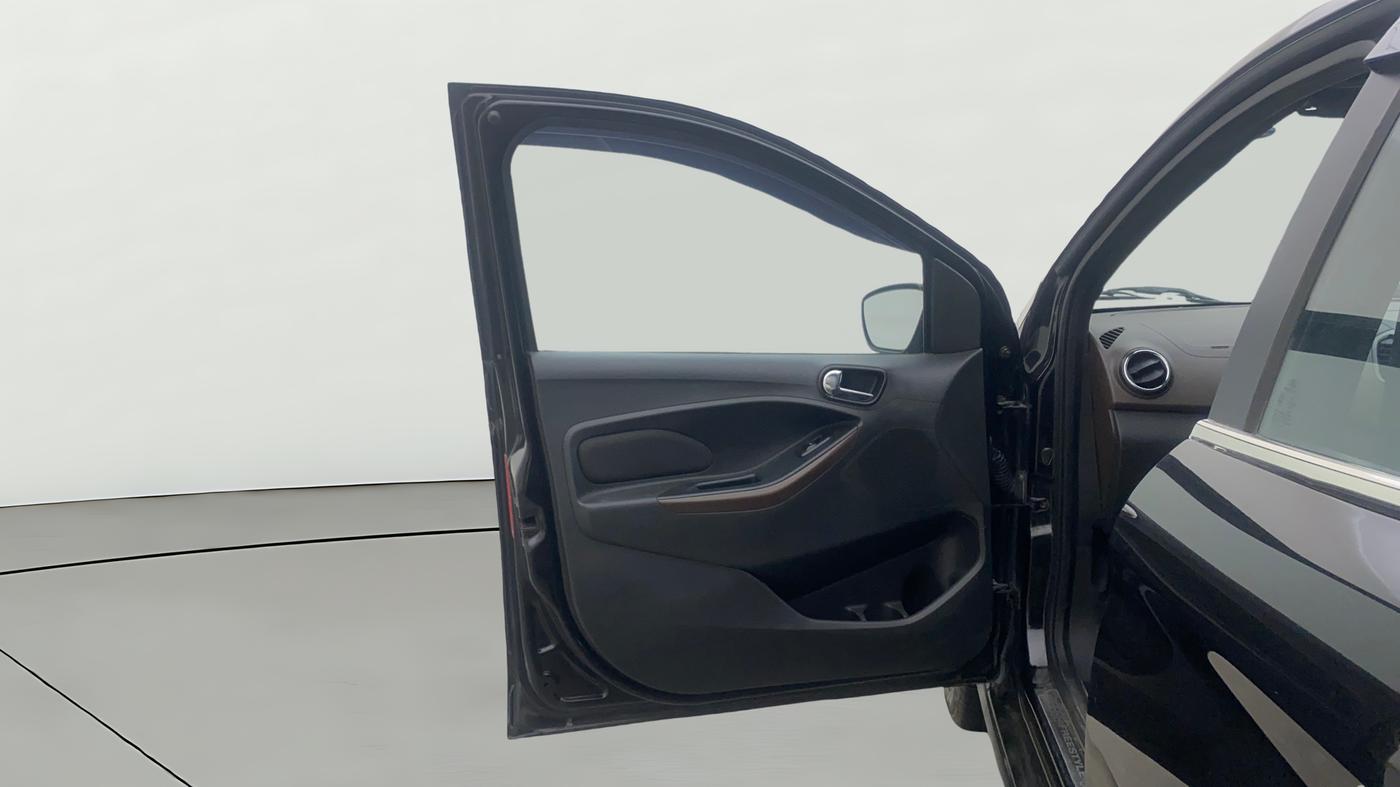 2018 Ford FREESTYLE TITANIUM 1.2 PETROL, Petrol, Manual, 59,316 km, LHS Front Door