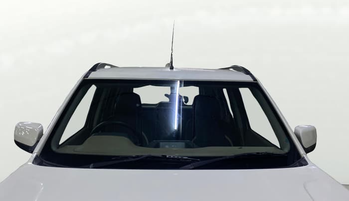 2015 Mahindra TUV300 T8, Diesel, Manual, 81,031 km, Front Windshield