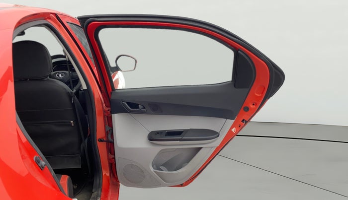 2022 Tata Tiago XT (O) PETROL, Petrol, Manual, 25,080 km, RHS Rear Door