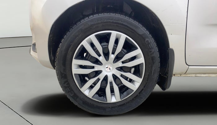 2021 Datsun Redi Go T, Petrol, Manual, 79,652 km, Left Front Wheel