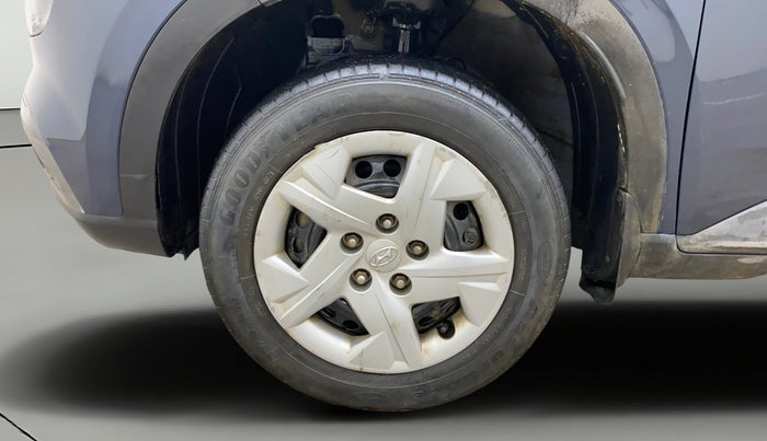 2021 Hyundai VENUE S+ 1.2, Petrol, Manual, 73,267 km, Left Front Wheel