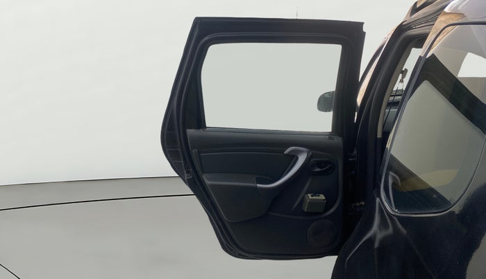 2014 Renault Duster 85 PS RXE DIESEL, Diesel, Manual, 1,22,542 km, LHS Rear Door