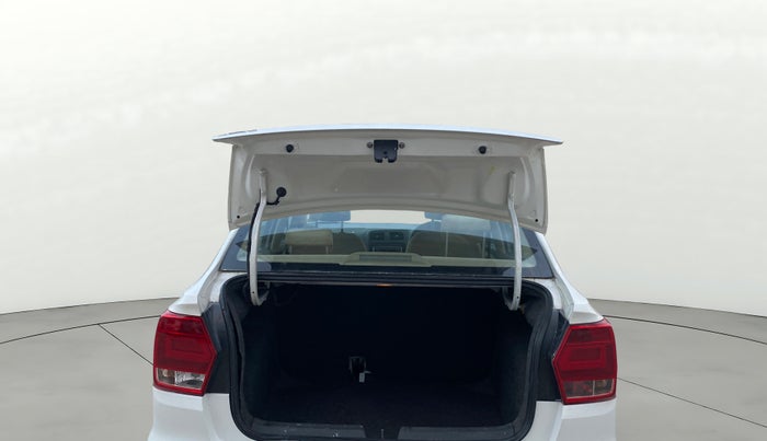 2017 Volkswagen Ameo COMFORTLINE PLUS 1.2L, Petrol, Manual, 1,43,785 km, Boot Door Open