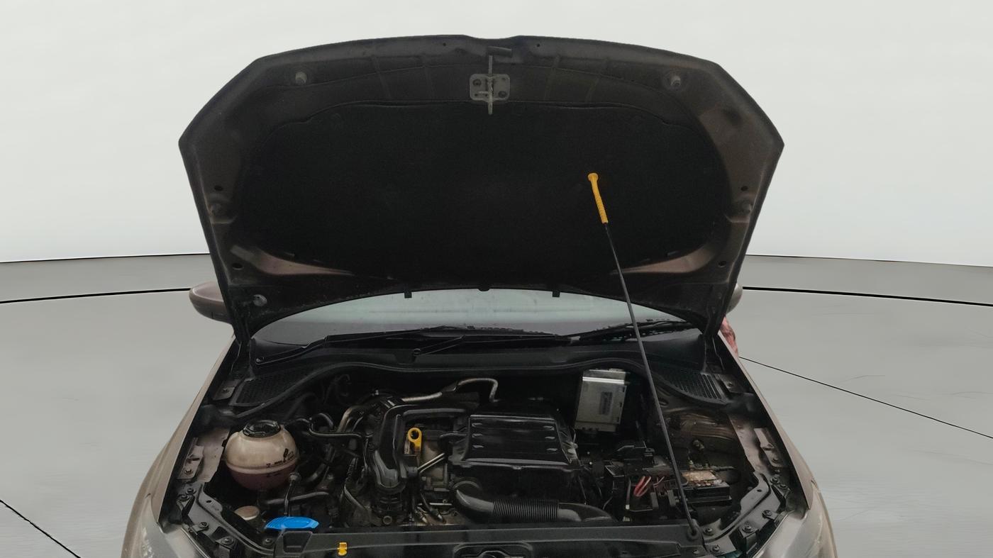 2020 Volkswagen Polo HIGHLINE PLUS 1.0L TSI, Petrol, Manual, 42,149 km, Open Bonet
