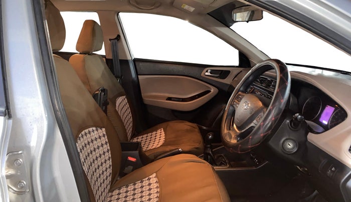 2019 Hyundai Elite i20 SPORTZ PLUS 1.2, Petrol, Manual, 43,043 km, Right Side Front Door Cabin