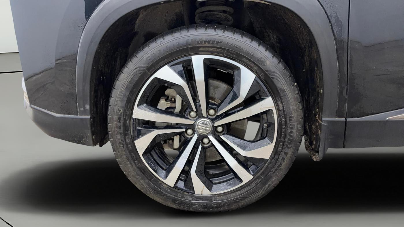 2024 MG HECTOR SAVVY PRO 1.5 TURBO CVT PETROL, Petrol, Automatic, 18,232 km, Left Front Wheel