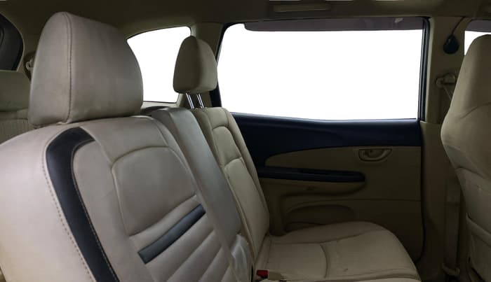 2014 Honda Mobilio 1.5L I-VTEC V, Petrol, Manual, 64,140 km, Right Side Rear Door Cabin