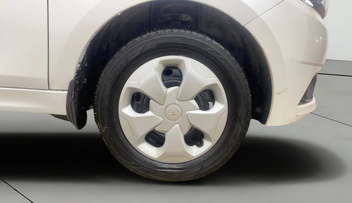 2016 Tata Tiago XT DIESEL, Diesel, Manual, 60,451 km, Right Front Wheel