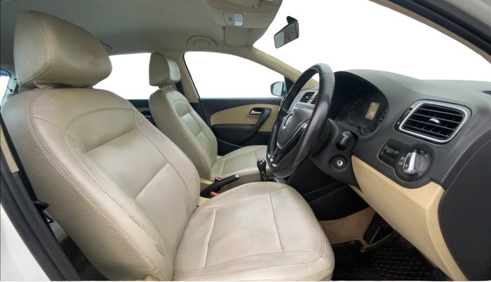 2014 Volkswagen Polo HIGHLINE1.2L, Petrol, Manual, 71,656 km, Right Side Front Door Cabin