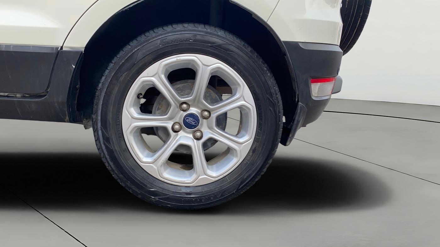 2019 Ford Ecosport TITANIUM + 1.5L PETROL, CNG, Manual, 1,24,712 km, Left Rear Wheel