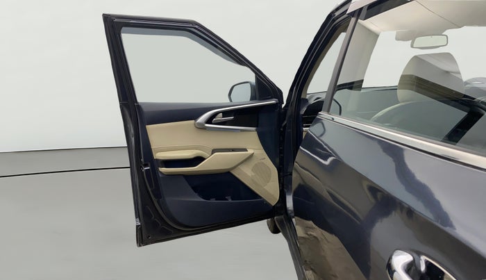 2022 KIA CARENS LUXURY PLUS 1.4 PETROL 7 STR, Petrol, Manual, 30,236 km, LHS Front Door