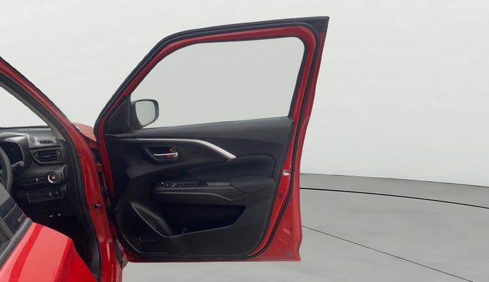 2025 Maruti Swift ZXi Plus Dual Tone AMT, Petrol, Automatic, 5,654 km, RHS Front Door