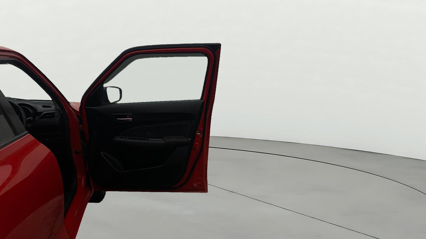 2022 Maruti Swift VXI, Petrol, Manual, 58,318 km, RHS Front Door