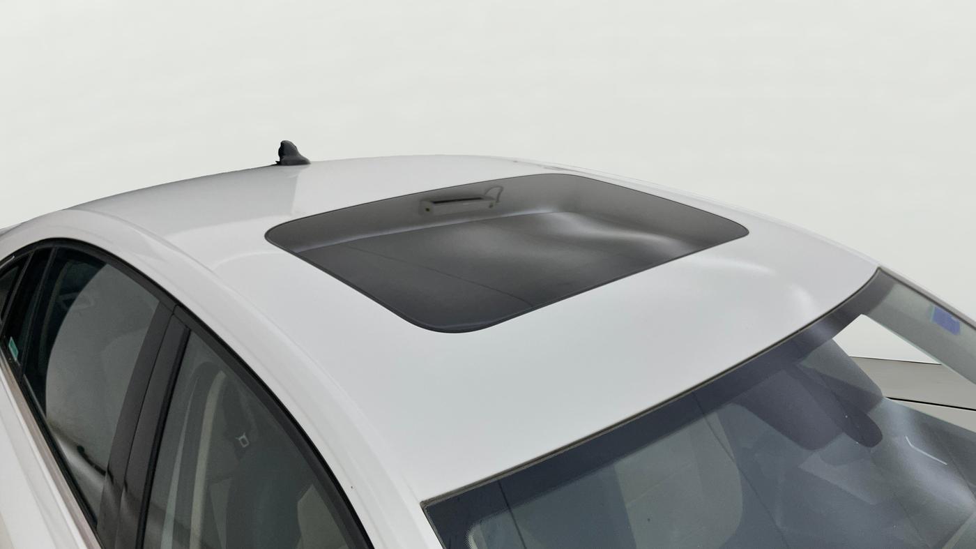 2023 Skoda SLAVIA STYLE 1.0L TSI AT, Petrol, Automatic, 42,661 km, Roof