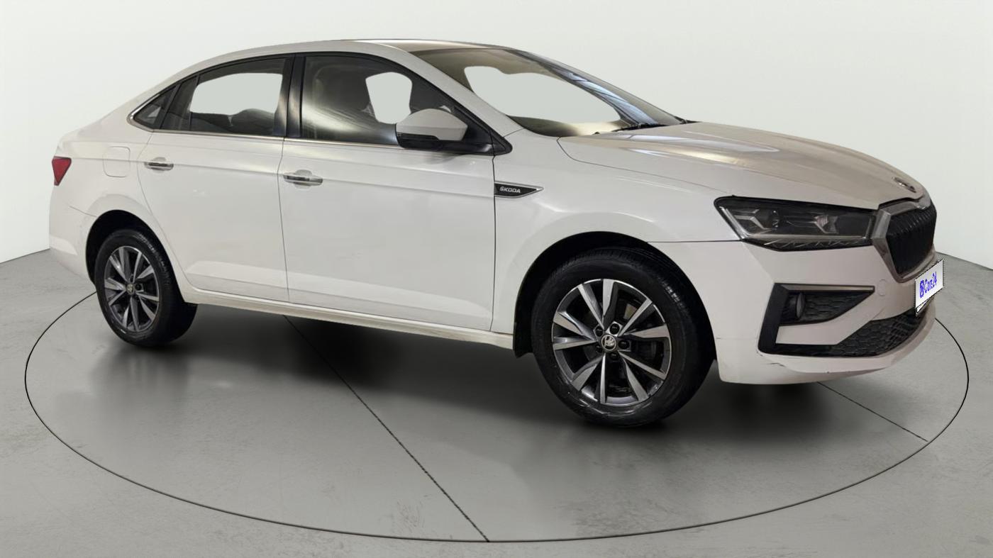 2023 Skoda SLAVIA STYLE 1.0L TSI AT, Petrol, Automatic, 25,743 km, Right Front Diagonal