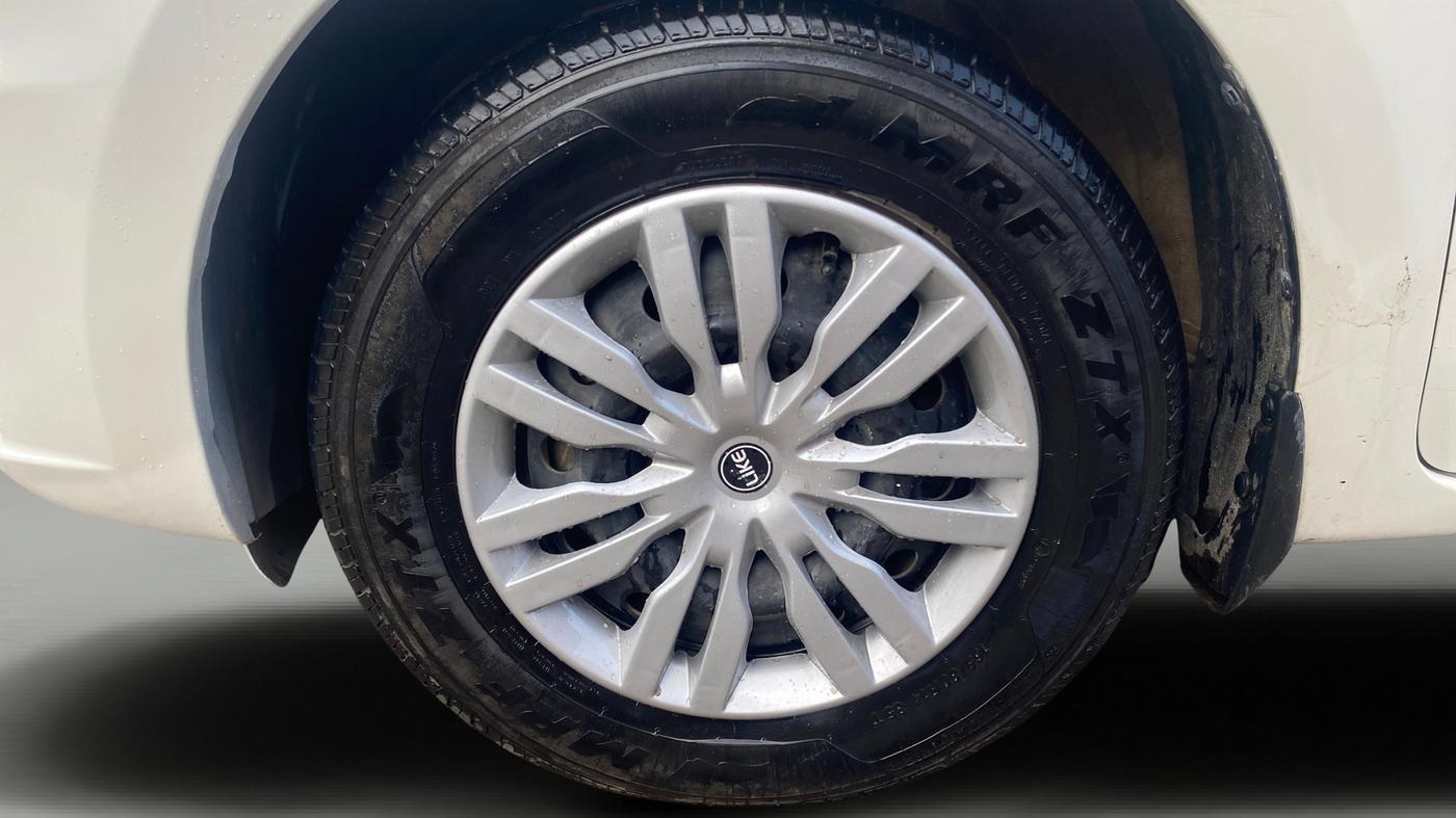 2021 Maruti Dzire VXI, Petrol, Manual, 40,980 km, Left Front Wheel