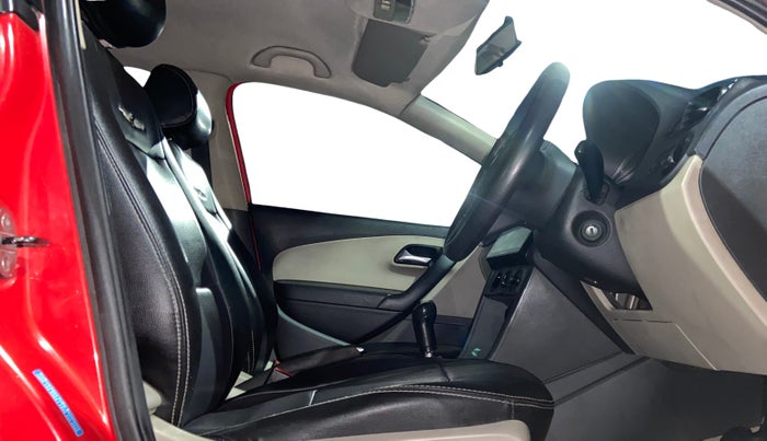 2012 Volkswagen Polo TRENDLINE 1.2L DIESEL, Diesel, Manual, 1,23,452 km, Right Side Front Door Cabin
