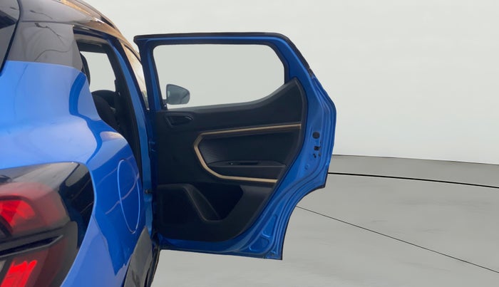 2021 Renault Kiger RXT TURBO CVT DUAL TONE, Petrol, Automatic, 38,006 km, RHS Rear Door