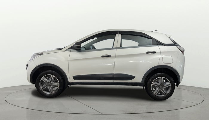 2018 Tata NEXON XM PETROL, Petrol, Manual, 45,541 km, Left Side