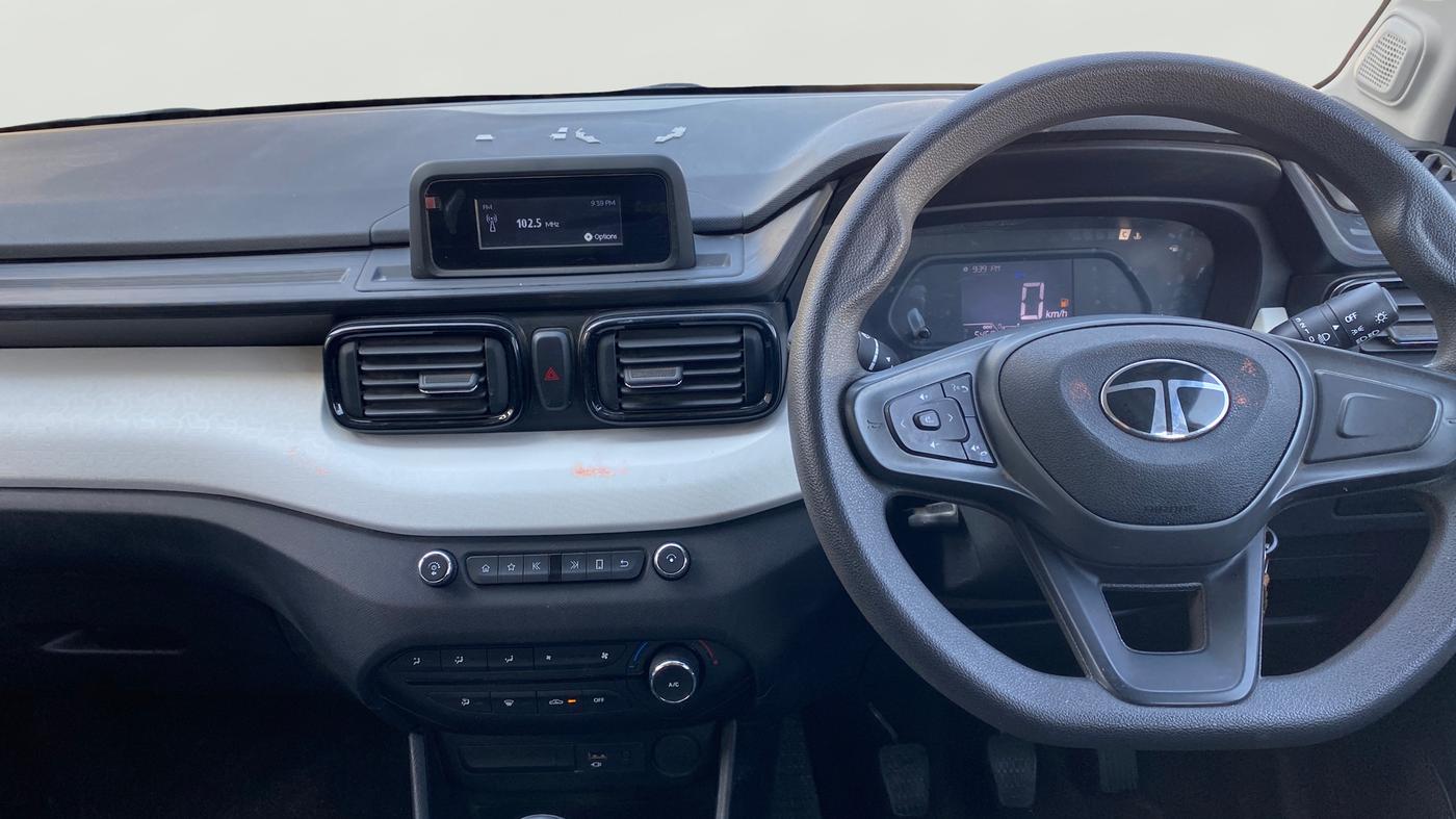 2024 Tata PUNCH PURE MT, Petrol, Manual, 5,461 km, Air Conditioner
