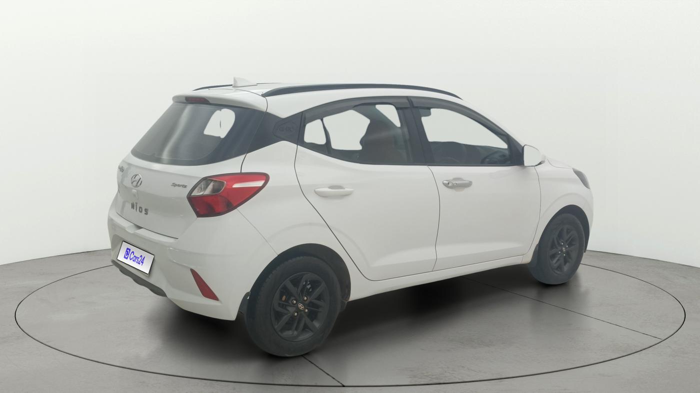 2021 Hyundai GRAND I10 NIOS SPORTZ 1.2 KAPPA VTVT, Petrol, Manual, 64,369 km, Right Back Diagonal