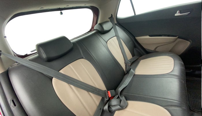 2015 Hyundai Grand i10 ASTA AT 1.2 KAPPA VTVT, Petrol, Automatic, 36,340 km, Right Side Rear Door Cabin