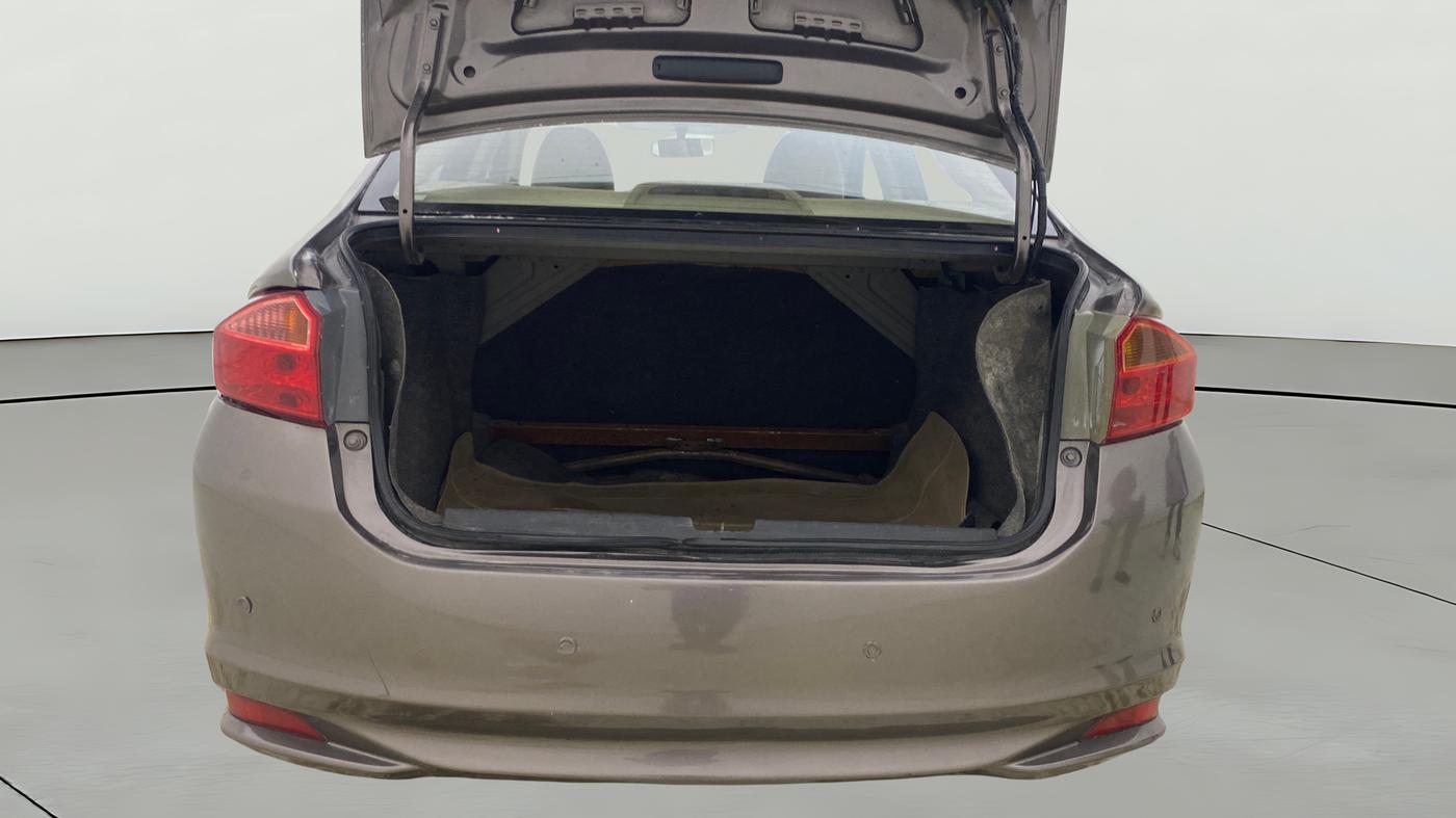 2015 Honda City 1.5L I-DTEC SV, Diesel, Manual, 1,44,016 km, Boot Open Zoomed View