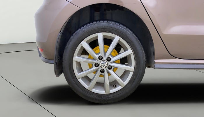 2019 Volkswagen Polo HIGHLINE PLUS 1.0, Petrol, Manual, 36,871 km, Right Rear Wheel