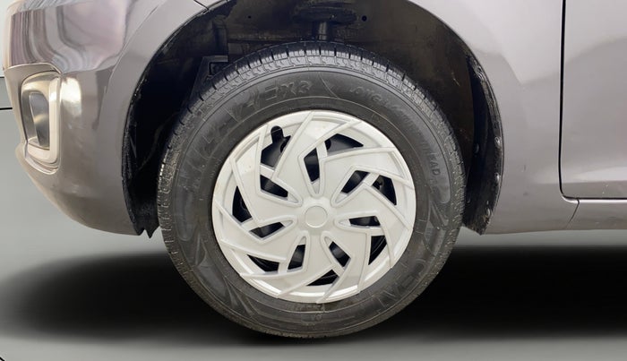 2016 Maruti Swift VXI, Petrol, Manual, 57,190 km, Left Front Wheel