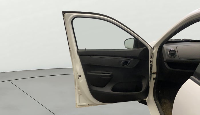 2018 Renault Kwid RXT 1.0 AMT (O), Petrol, Automatic, 41,617 km, LHS Front Door