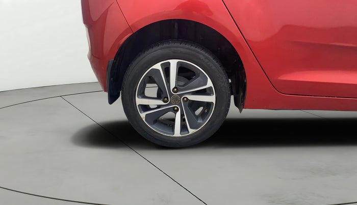 2021 Tata ALTROZ XZ PETROL, Petrol, Manual, 38,797 km, Right Rear Wheel