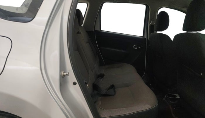 2021 Renault Duster RXZ 1.5 PETROL MT, Petrol, Manual, 26,525 km, Right Side Rear Door Cabin