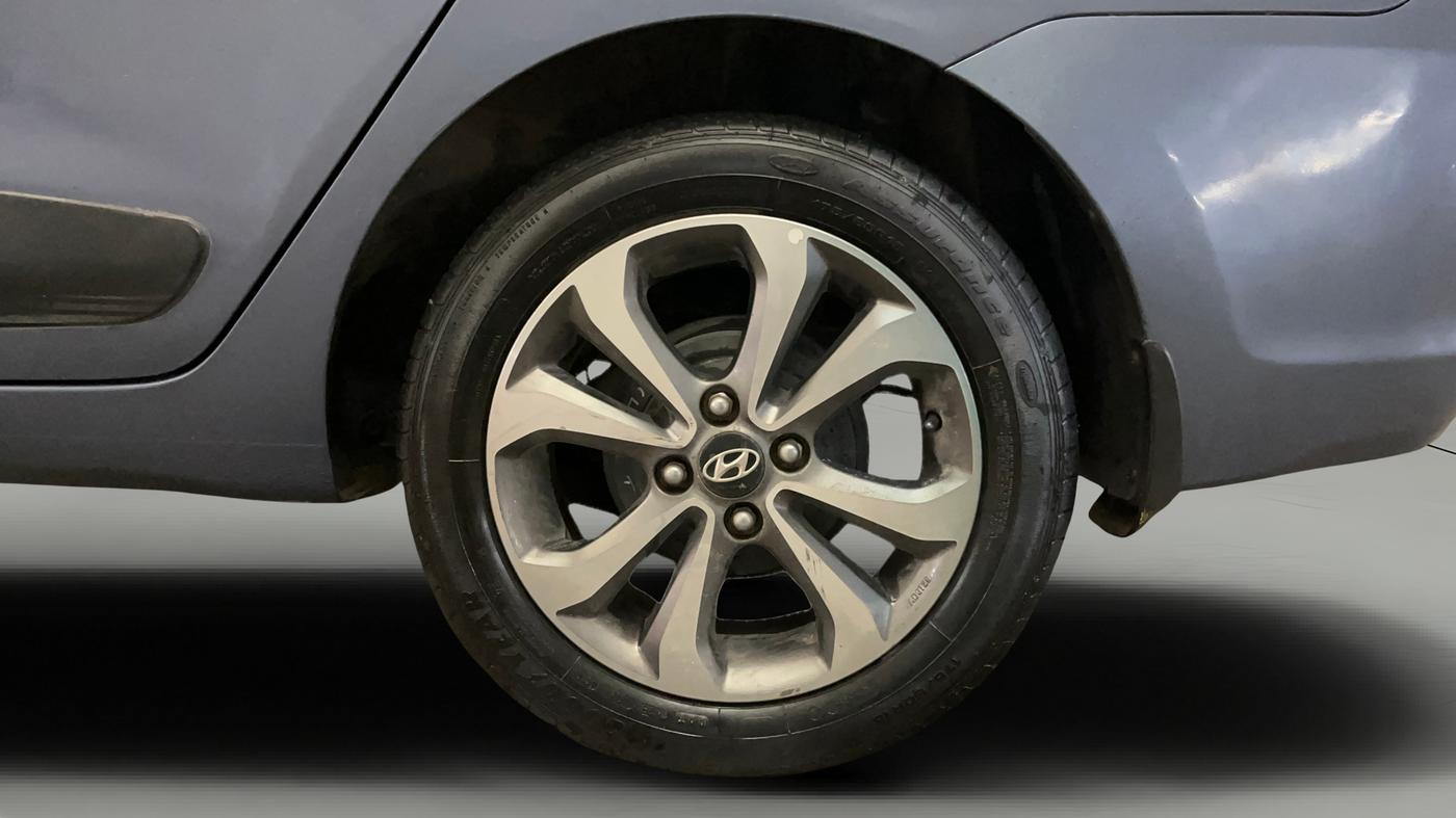 2015 Hyundai Xcent SX 1.2 (O), Petrol, Manual, 54,808 km, Left Rear Wheel