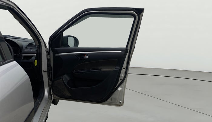 2013 Maruti Swift VDI, Diesel, Manual, 97,813 km, RHS Front Door