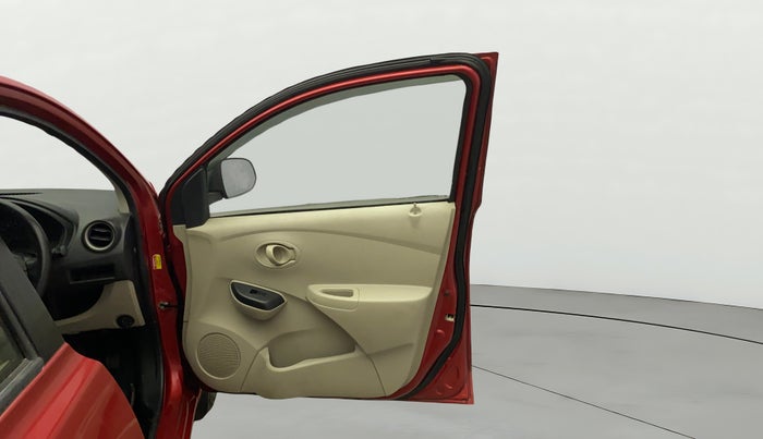 2017 Datsun Go Plus T, Petrol, Manual, 1,33,186 km, RHS Front Door