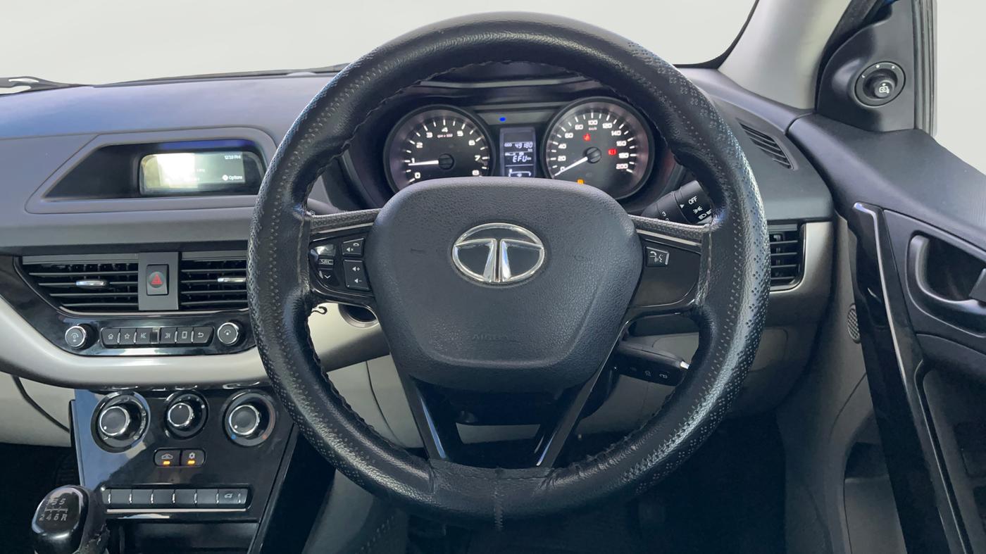 2019 Tata NEXON XM PETROL, Petrol, Manual, 49,129 km, Steering Wheel Close Up