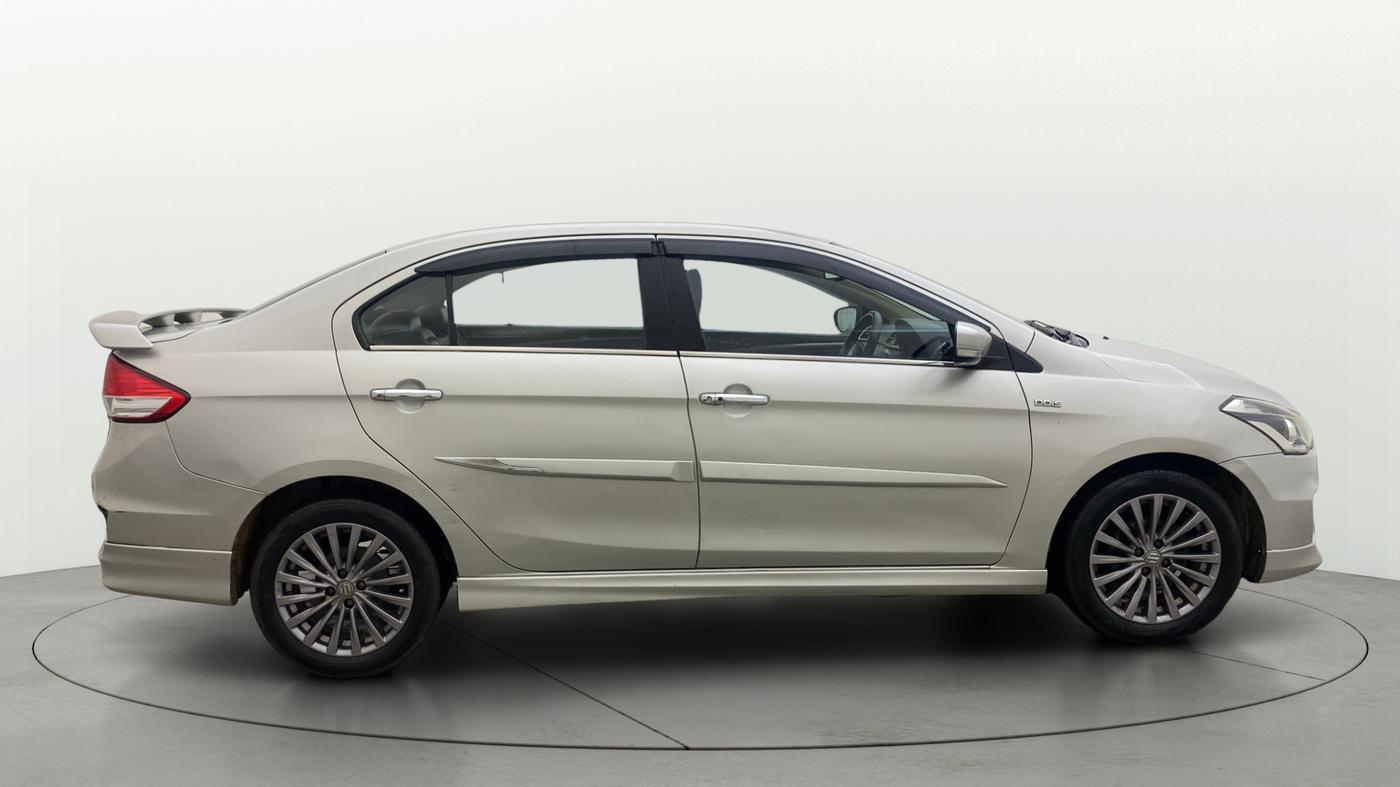 2018 Maruti Ciaz S DIESEL 1.3, Diesel, Manual, 1,23,269 km, Right Side View