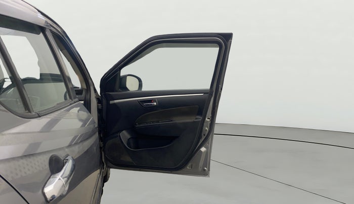 2014 Maruti Swift VDI, Diesel, Manual, 84,501 km, RHS Front Door