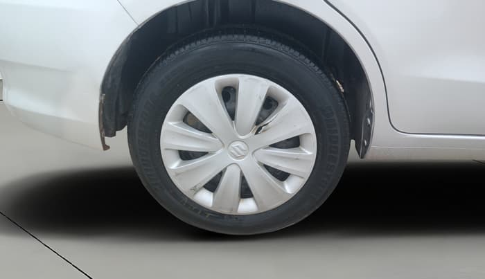 2017 Maruti Ertiga VDI SHVS, Diesel, Manual, 1,07,283 km, Right Rear Wheel