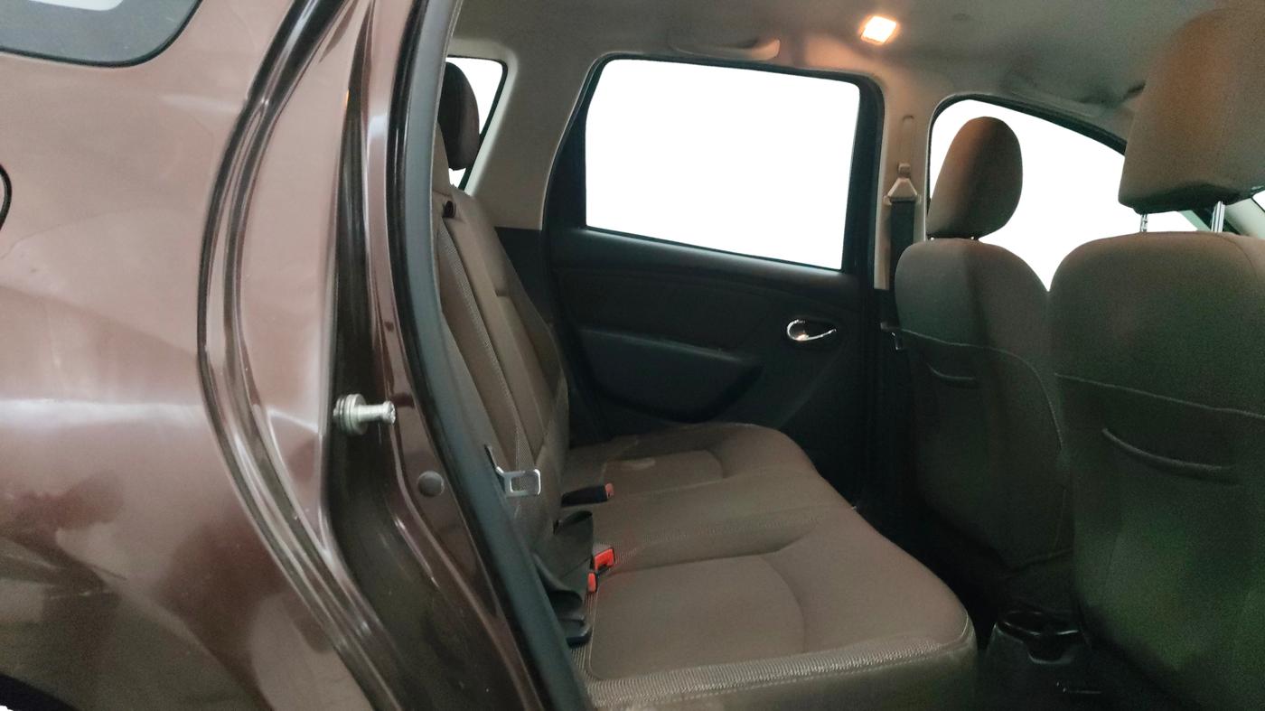 2021 Renault Duster RXZ 1.5 PETROL MT, Petrol, Manual, 44,227 km, Right Side Rear Door Cabin