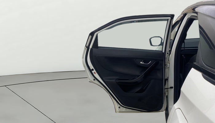 2023 Tata NEXON FEARLESS + SUNROOF DCA DUAL TONE 1.2 PETROL, Petrol, Automatic, 36,407 km, LHS Rear Door