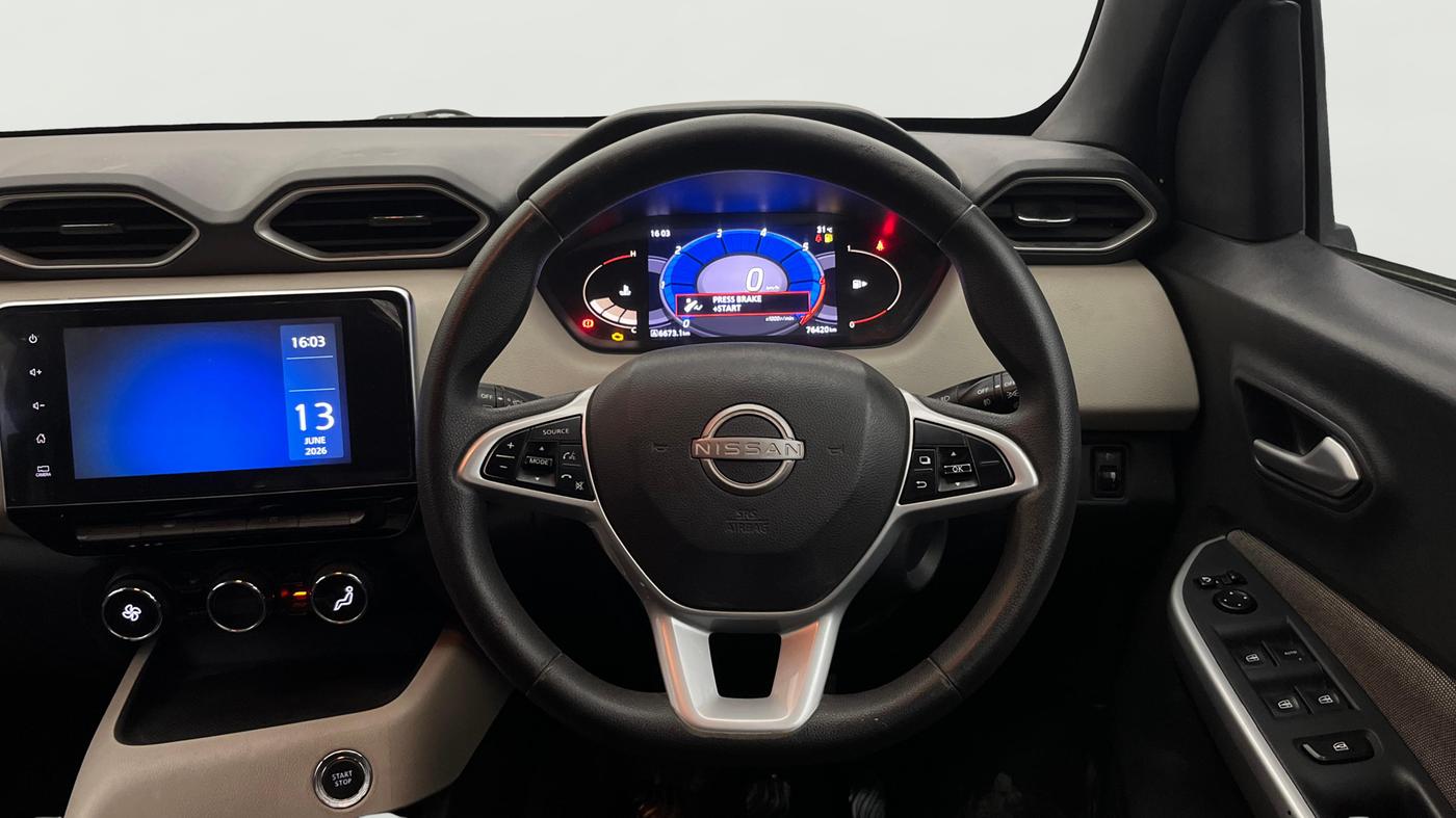 2022 Nissan MAGNITE XV MT, Petrol, Manual, 76,370 km, Steering Wheel Close Up
