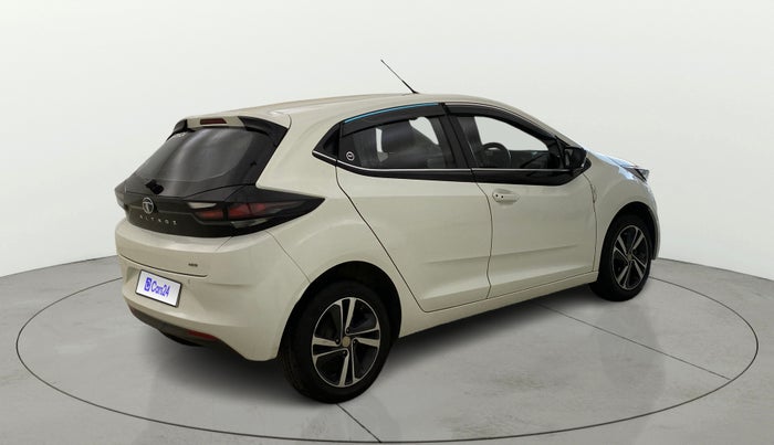 2023 Tata ALTROZ XZ CNG, CNG, Manual, 37,900 km, Right Back Diagonal