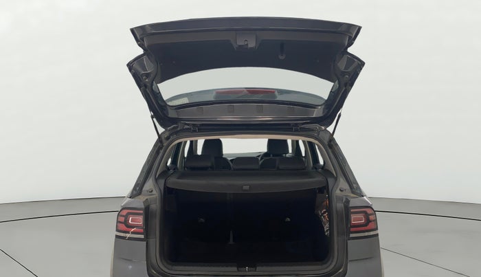 2022 Volkswagen TAIGUN TOPLINE 1.0 TSI MT, Petrol, Manual, 33,574 km, Boot Door Open