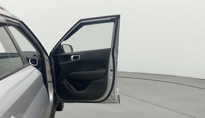 2019 Hyundai VENUE SX 1.0 (O) TURBO, Petrol, Manual, 48,216 km, RHS Front Door