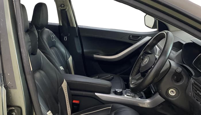 2021 Tata NEXON XMA SUNROOF PETROL, Petrol, Automatic, 53,700 km, Right Side Front Door Cabin
